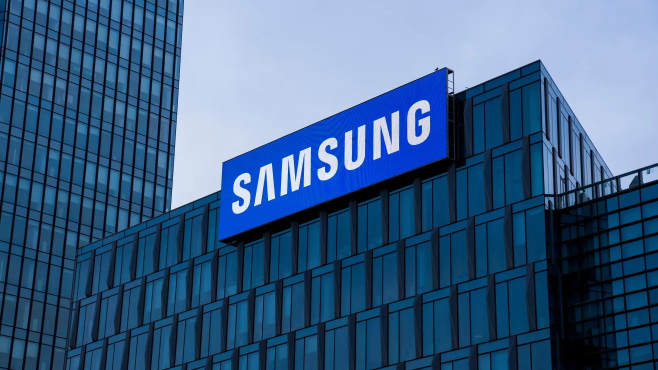 Samsung-shutterstock_1686362245
